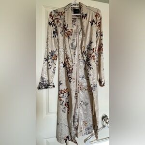 Dynamite long light floral coat